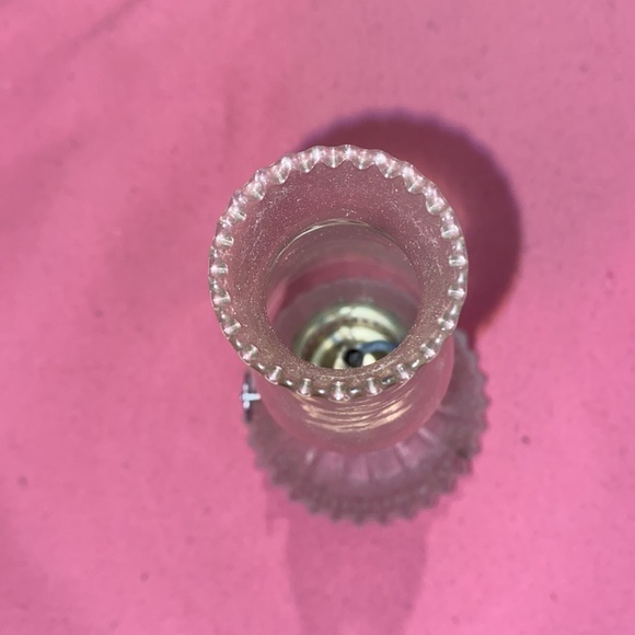 Old antique Crystal torch flame light hard to read the bottom is the maker - Picture 4 of 7